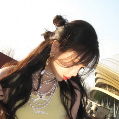 舍努阿山妇女的努巴